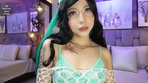 Sophia online show from 12.15.25