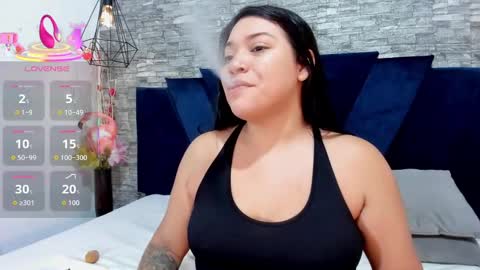 Sophia  online show from 09.17.25