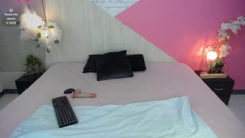 sophia_brunette21 online show from 11.20.25