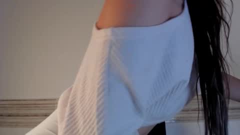 Sophia online show from 10.27.25