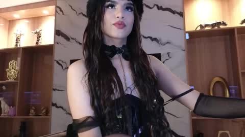 Sophia online show from 11.29.25