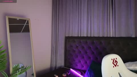 Sophia online show from 12.09.24