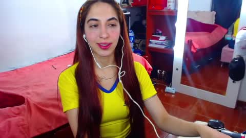 Snapshot of sophia_greey chatting on 07.04.26 sophia_greey online show from 07.04.26
