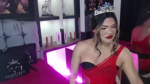 sophia_hott01 online show from 10.22.25