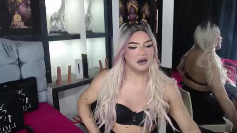 sophia_hott01 online show from 11.03.25