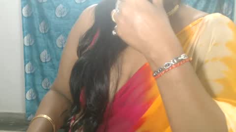 Snapshot of sophia_indian chatting on 06.20.26 Sophia Tamil online show from 06.20.26