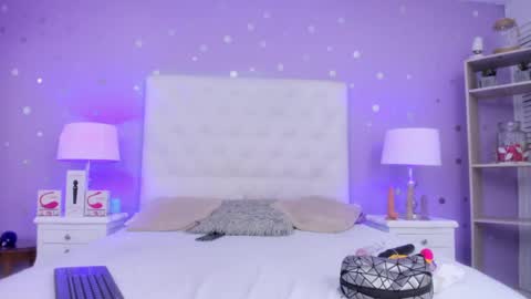 Sophia  online show from 03.04.25