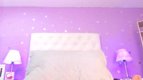 Sophia  online show from 09.09.25