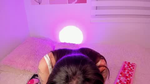 Snapshot of sophia_rhoades_ chatting on 12.20.24 Sophi online show from 12.20.24