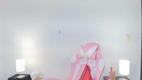 Sophia Storm online show from 11.07.25