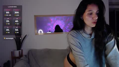 Snapshot of sophia_whispers chatting on 09.15.25 Sophia online show from 09.15.25