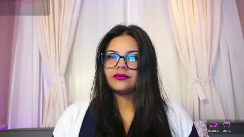 Snapshot of sophia_wilsonn_ chatting on 09.15.25 Sofi online show from 09.15.25