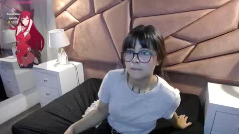 Sophi  online show from 09.15.25