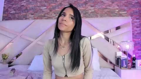 Sophia Paris online show from 10.18.25