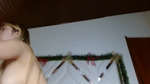 SophiaLee online show from 01.07.26