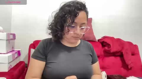 sophiaburton online show from 09.11.25