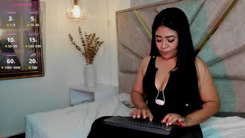 sophia cortes online show from 03.08.25
