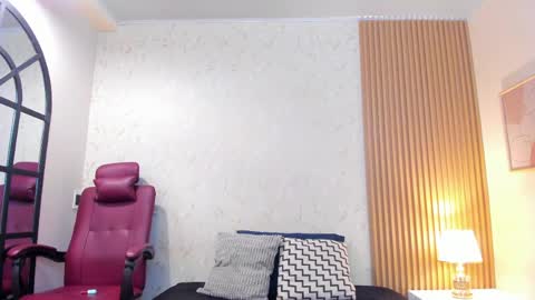 Snapshot of sophiahart_ chatting on 04.17.26 Sophia online show from 04.17.26