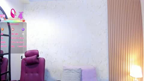 Snapshot of sophiahart_ chatting on 05.07.26 Sophia online show from 05.07.26