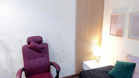 Snapshot of sophiahart_ chatting on 05.31.26 Sophia online show from 05.31.26