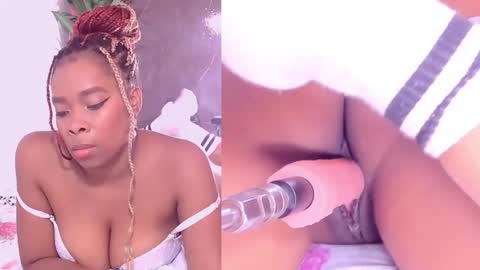 Snapshot of sophialovers01 chatting on 10.28.25 phi online show from 10.28.25