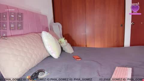    online show from 11.12.25