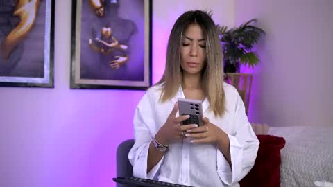 Sophie online show from 04.07.26