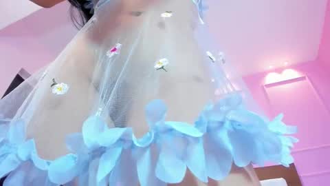 S O P H I A  online show from 11.12.25