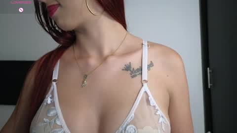 Snapshot of sophiaxv chatting on 01.11.25 Sophy online show from 01.11.25