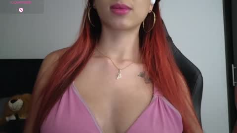 Snapshot of sophiaxv chatting on 01.21.25 Sophy online show from 01.21.25