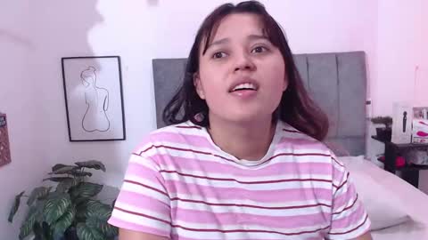 Snapshot of sophie_and_alis chatting on 10.22.25 Sophie Alis online show from 10.22.25