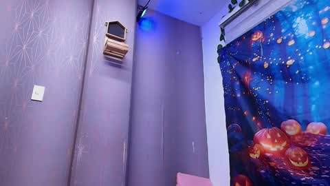 sophie online show from 10.15.25