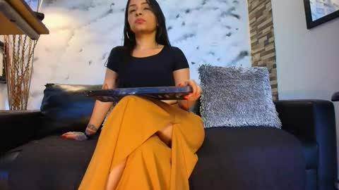 Sophie online show from 10.04.25