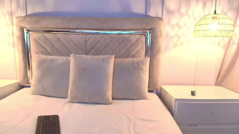 Snapshot of sophie_mancini18 chatting on 01.20.25 Sofia online show from 01.20.25