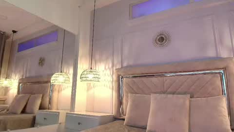 Snapshot of sophie_mancini18 chatting on 02.15.25 Sofia online show from 02.15.25