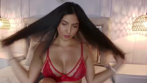 Snapshot of sophie_mancini18 chatting on 03.04.25 Sofia online show from 03.04.25
