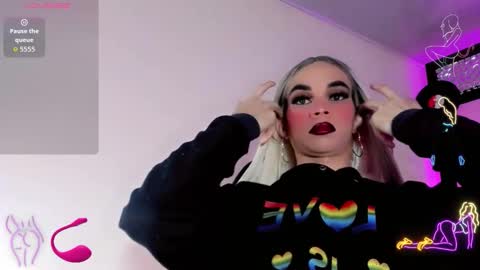 sophie_miaa online show from 10.15.25