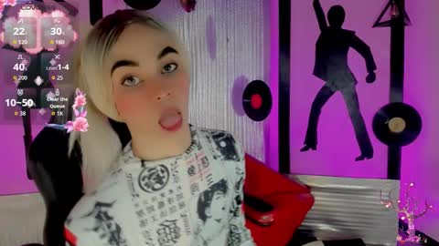 sophie_miaa online show from 10.29.25