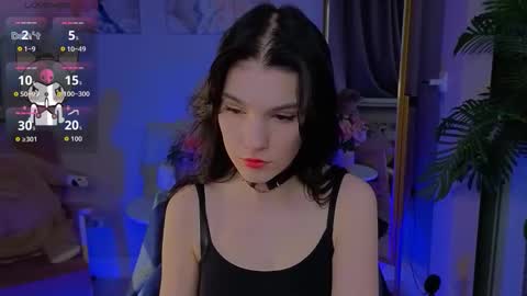sophie_nomenal_ online show from 10.20.25
