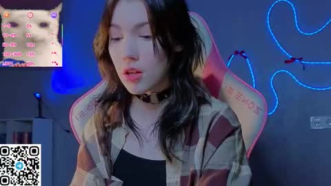 sophie_nomenal_ online show from 02.01.26