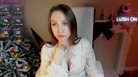Snapshot of sophie_rocks chatting on 12.21.24 Sophie online show from 12.21.24