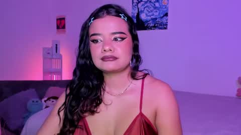 Snapshot of sophie_t_ chatting on 06.18.26 Sofia online show from 06.18.26