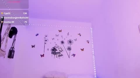 Sophie online show from 02.25.26