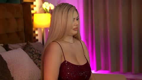 Sophie online show from 04.07.26