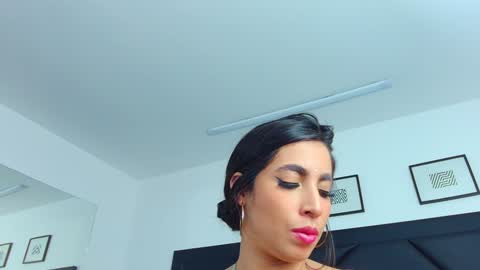 Sophie Carther online show from 12.08.24