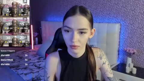 Sophie online show from 02.04.25