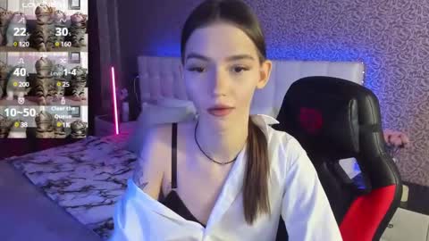 Sophie online show from 02.09.25
