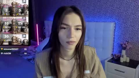 Sophie online show from 02.23.25