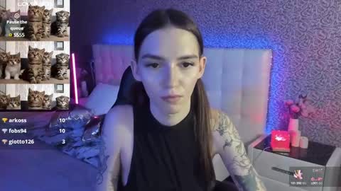 Sophie online show from 02.28.25