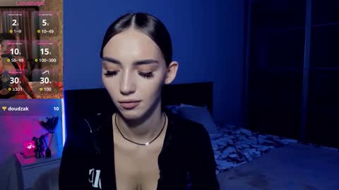 Sophie online show from 09.17.25